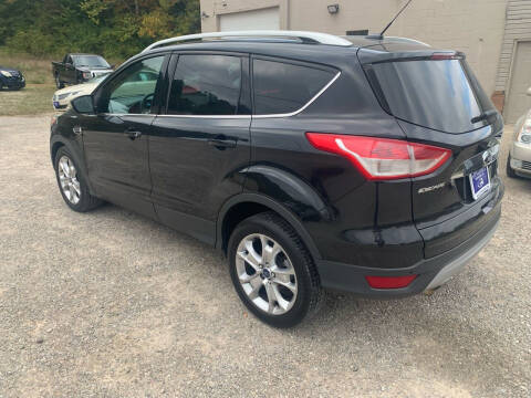 2014 Ford Escape for sale at Court House Cars, LLC in Chillicothe OH