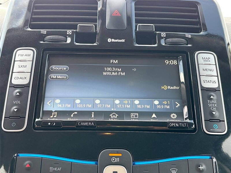 2017 Nissan LEAF SL