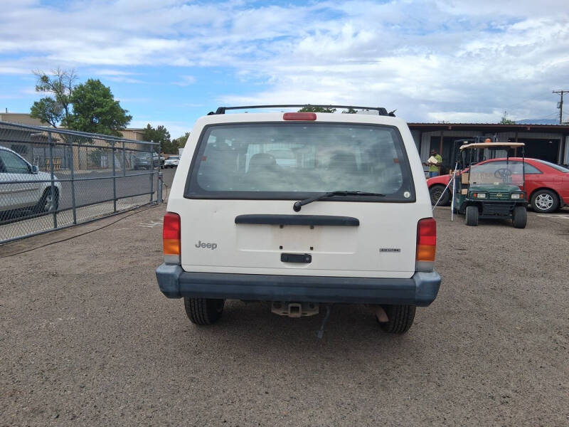2000 Jeep Cherokee SE