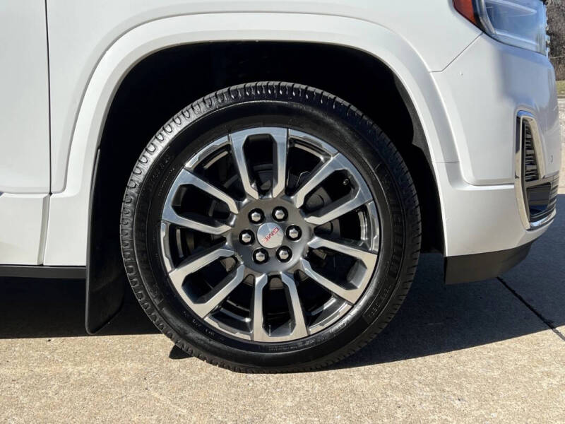 2020 GMC Acadia Denali