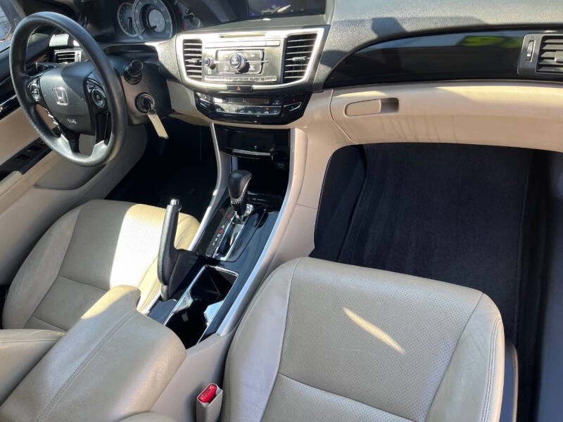 2016 Honda Accord LX