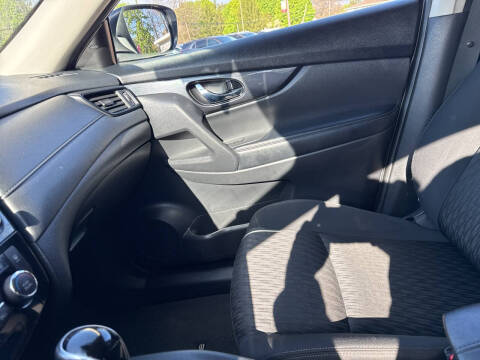 2020 Nissan Rogue SV