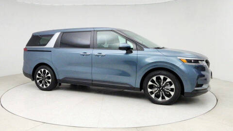 2024 Kia Carnival EX