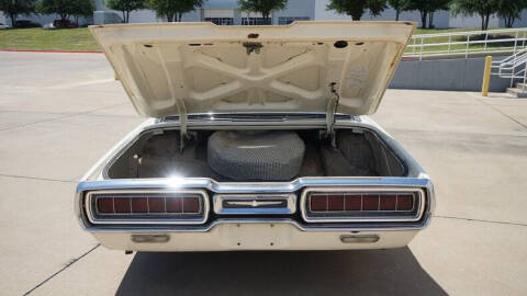 1965 Ford Thunderbird