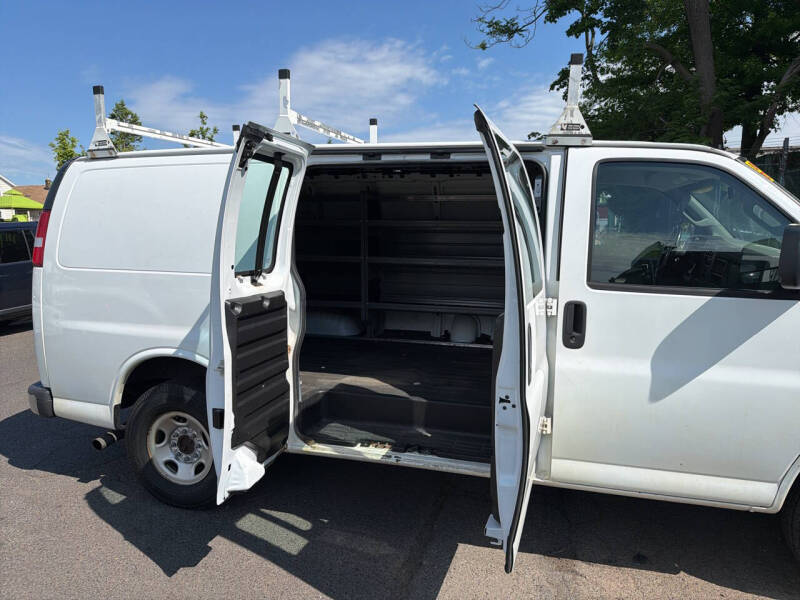 2020 Chevrolet Express 2500