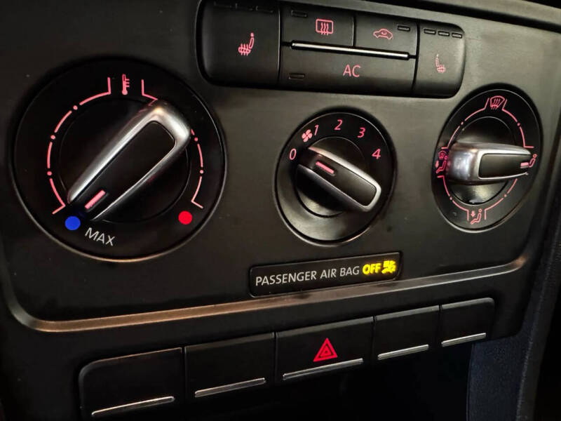 2012 Volkswagen Beetle