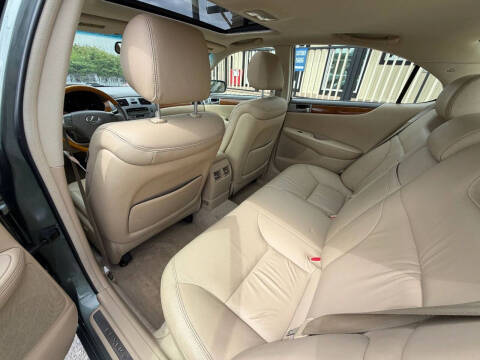 2005 Lexus ES 330