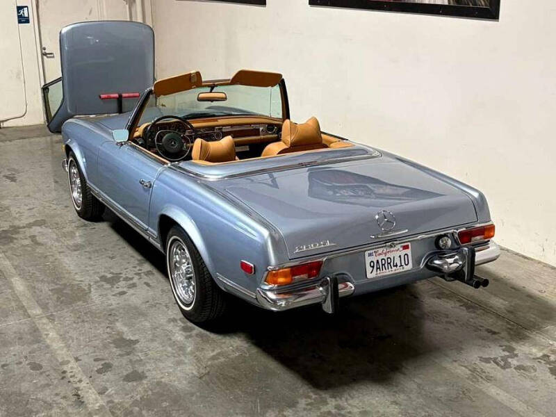 1970 Mercedes-Benz 280-Class