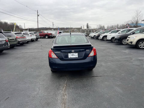 2014 Nissan Versa 1.6 SV