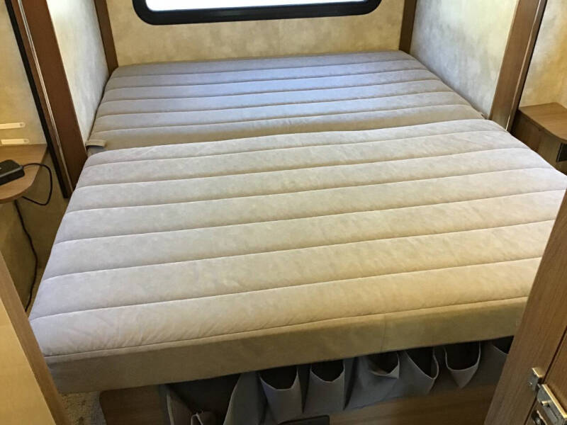 2019 **SUPER REDUCED** Winnebago View 24G / 24ft