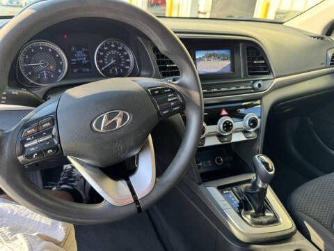 2019 Hyundai Elantra