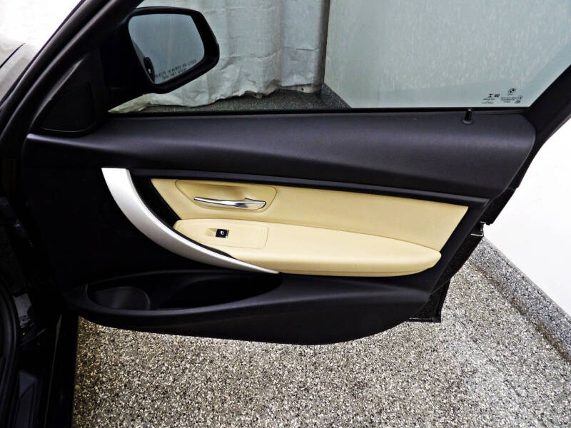 2018 BMW 3 Series 320i