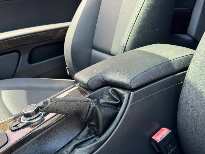 2012 BMW 3 Series