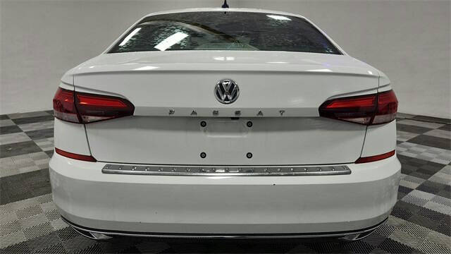 2022 Volkswagen Passat SE