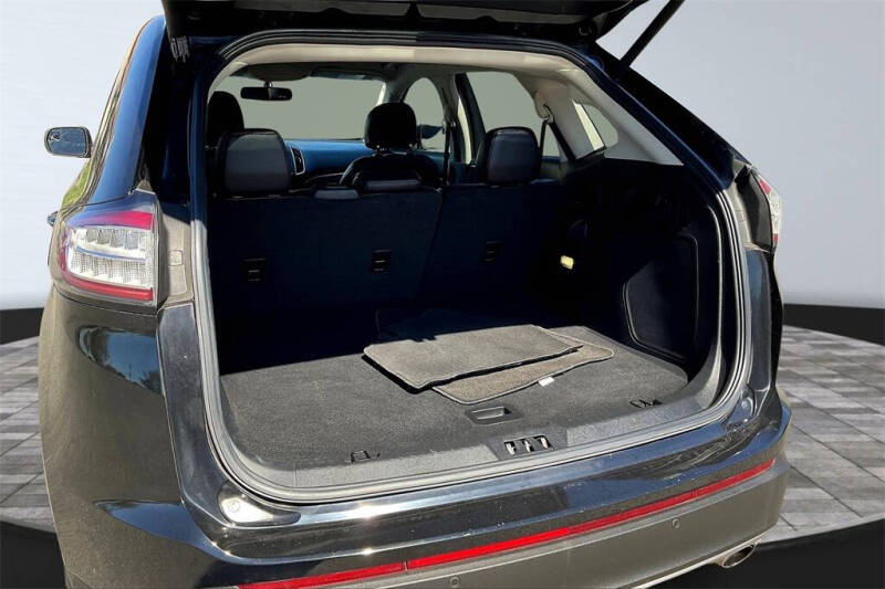 2016 Ford Edge Titanium