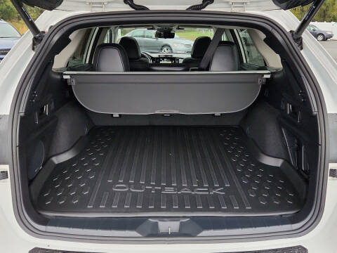 2023 Subaru Outback Touring