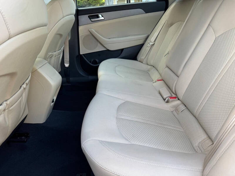 2015 Hyundai Sonata SE