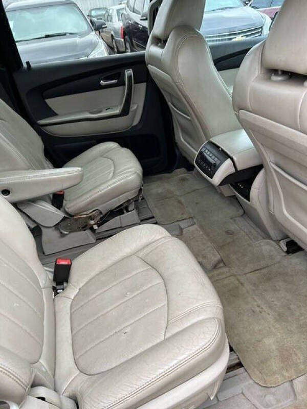 2011 GMC Acadia Denali