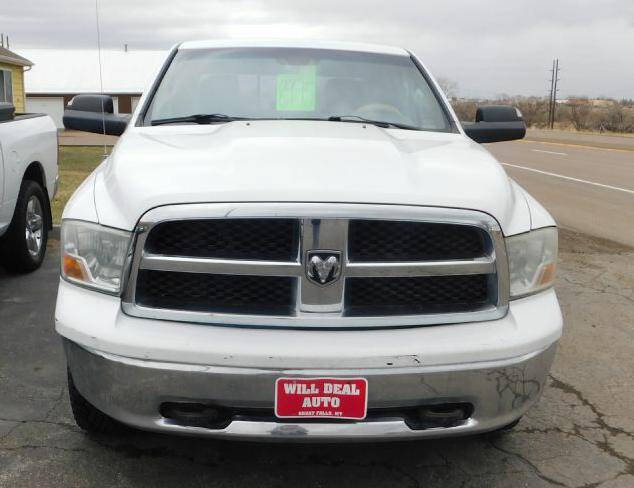 White 2011 Ram 1500 SLT 4x4 SLT 4dr Crew Cab 5.5 ft. SB Pickup 2
