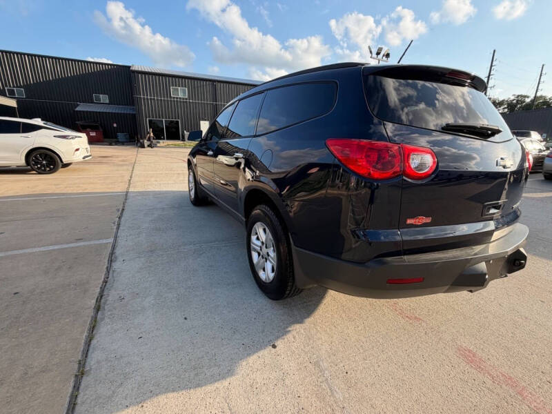 2012 Chevrolet Traverse LS