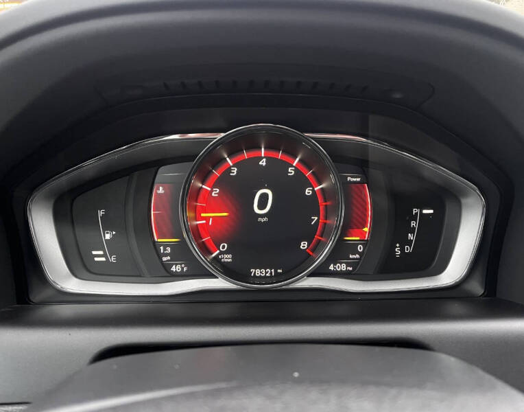 2017 Volvo XC60 T6 Dynamic