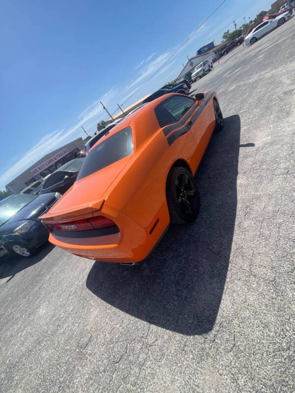 2014 Dodge Challenger SXT