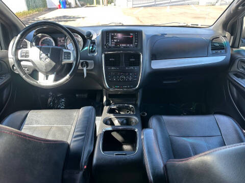 2015 Dodge Grand Caravan R/T