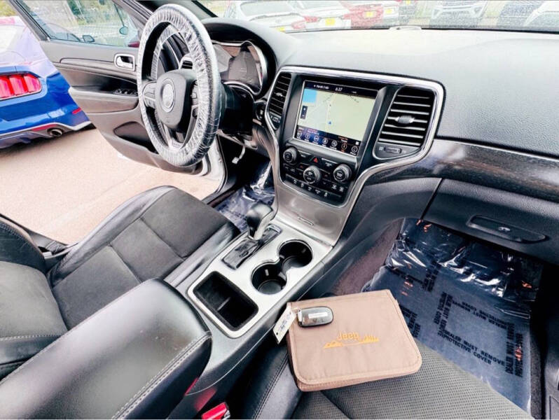 2018 Jeep Grand Cherokee Laredo