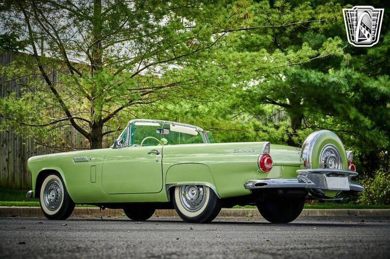 1956 Ford Thunderbird