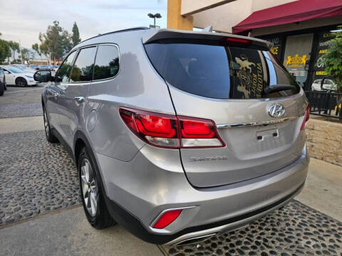 2018 Hyundai Santa Fe SE