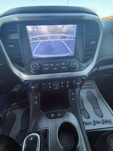 2019 GMC Acadia SLT-1