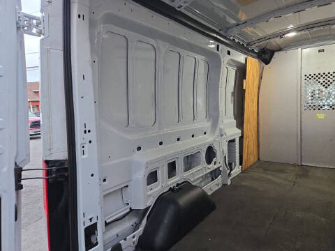 2022 Ford Transit 250