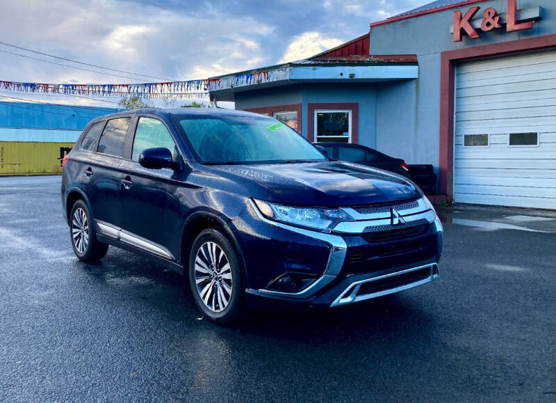 2020 Mitsubishi Outlander ES