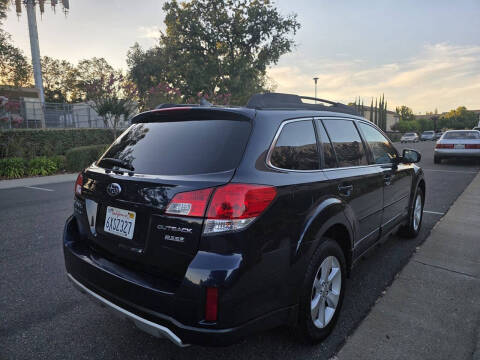 2013 Subaru Outback 2.5i Limited