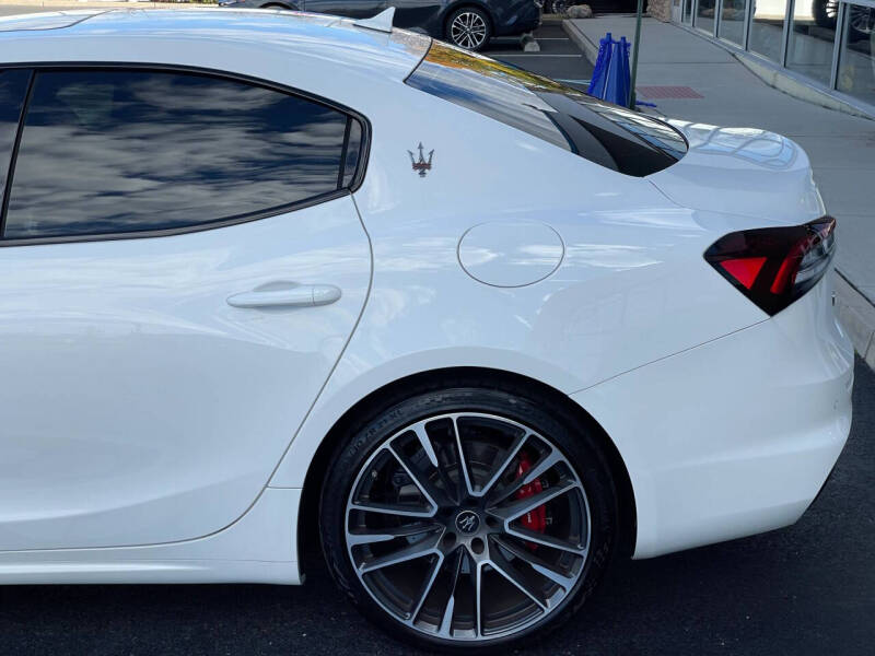 2023 Maserati Ghibli Trofeo