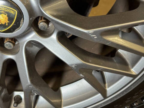 2020 Lamborghini Aventador