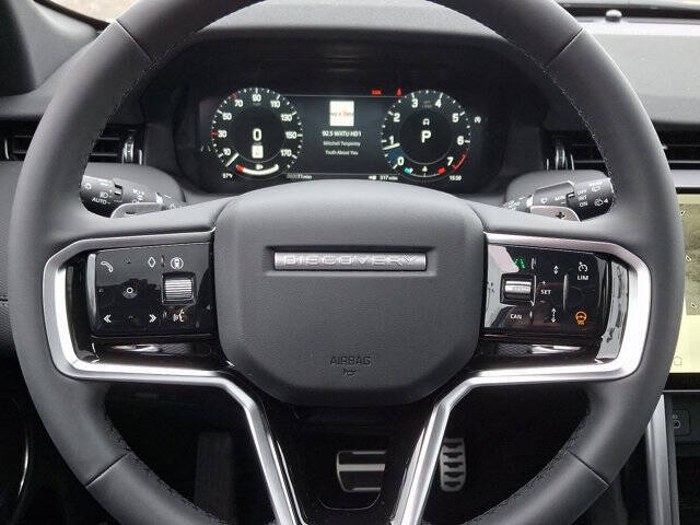 2025 Land Rover Discovery Sport P250 Dynamic SE