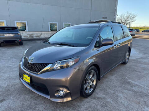 2014 Toyota Sienna for sale at ProMax Auto in Houston TX