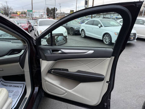 2019 Lincoln MKC Premiere