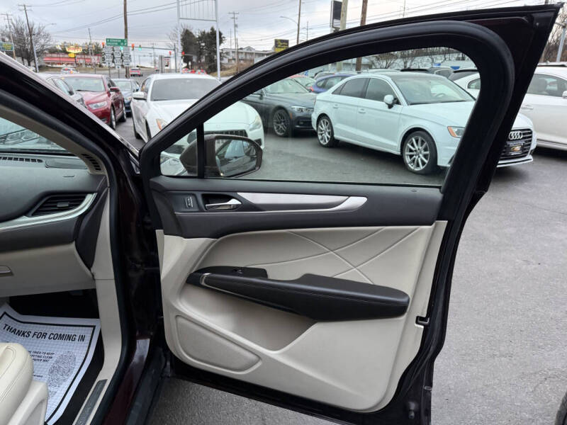 2019 Lincoln MKC Premiere