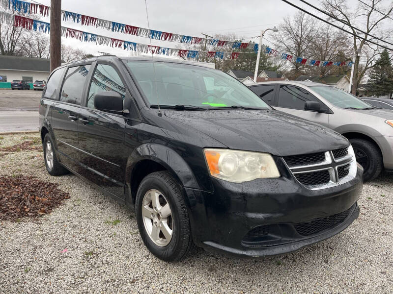 2011 Dodge Grand Caravan Express photo 2