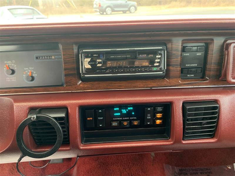 1992 Oldsmobile Custom Cruiser