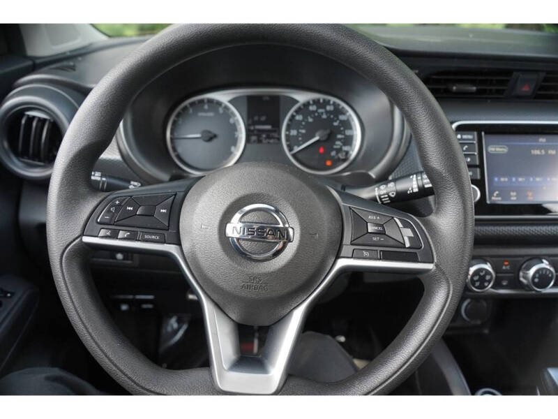 2021 Nissan Kicks S