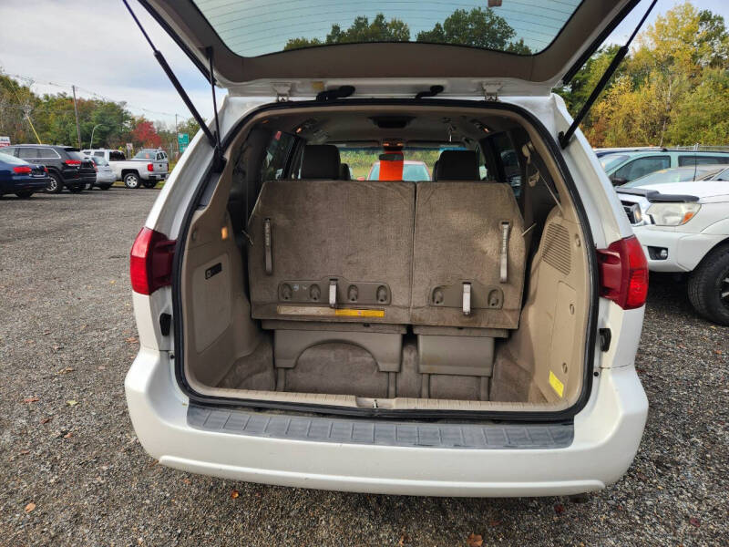 2005 Toyota Sienna XLE 7 Passenger