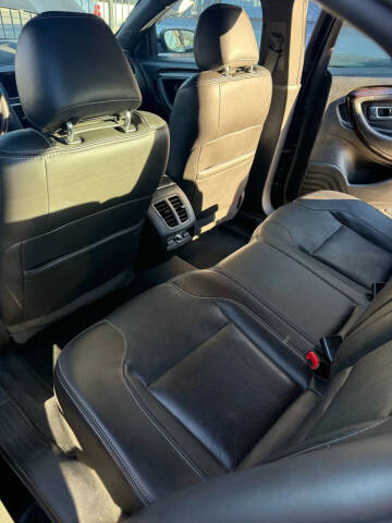 2019 Ford Taurus Limited