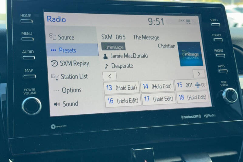 2024 Toyota Camry Hybrid XLE