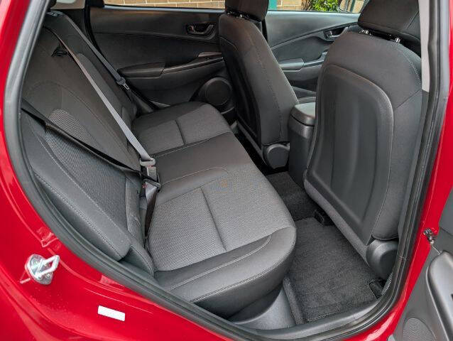 2022 Hyundai Kona SEL