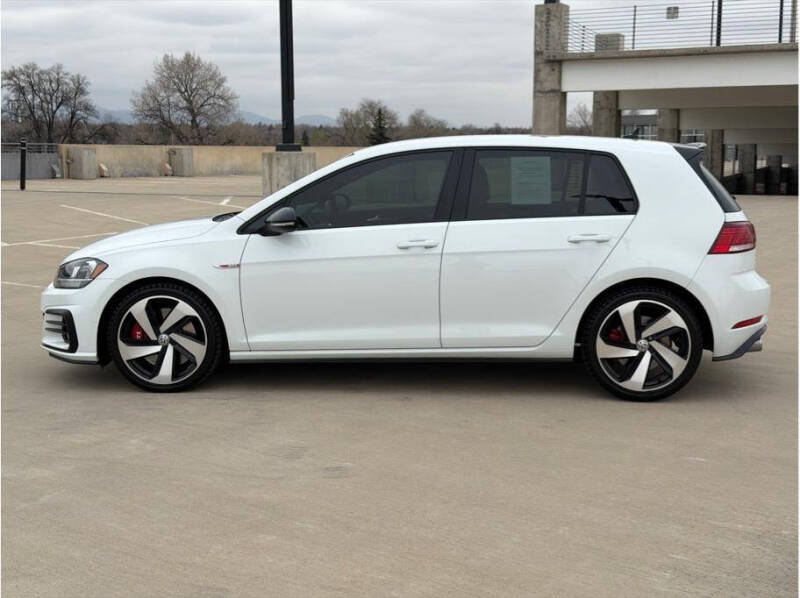 2021 Volkswagen Golf GTI S
