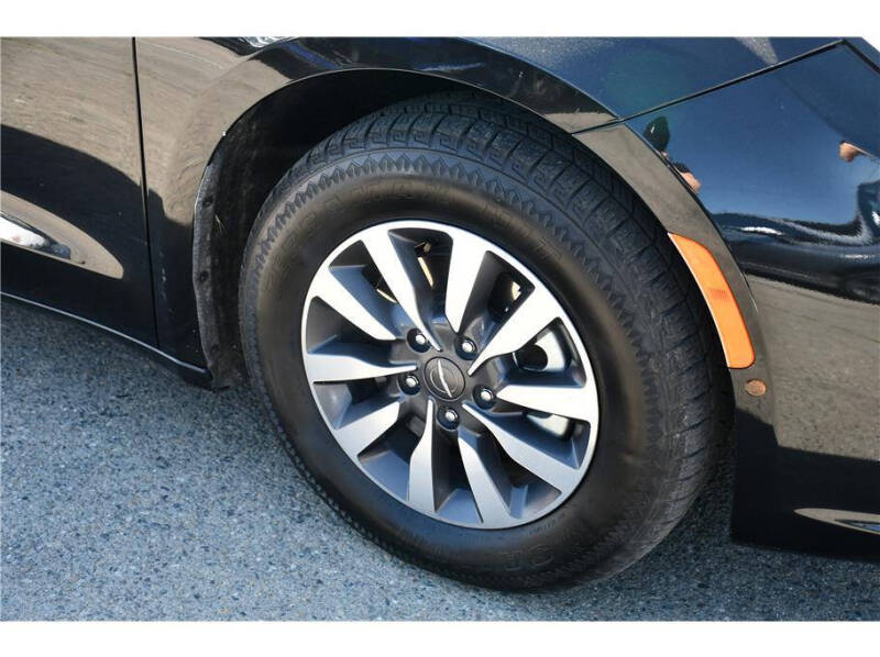 2021 Chrysler Pacifica Hybrid Touring L