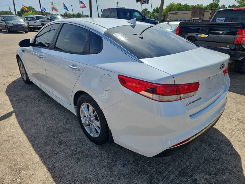 2017 Kia Optima LX